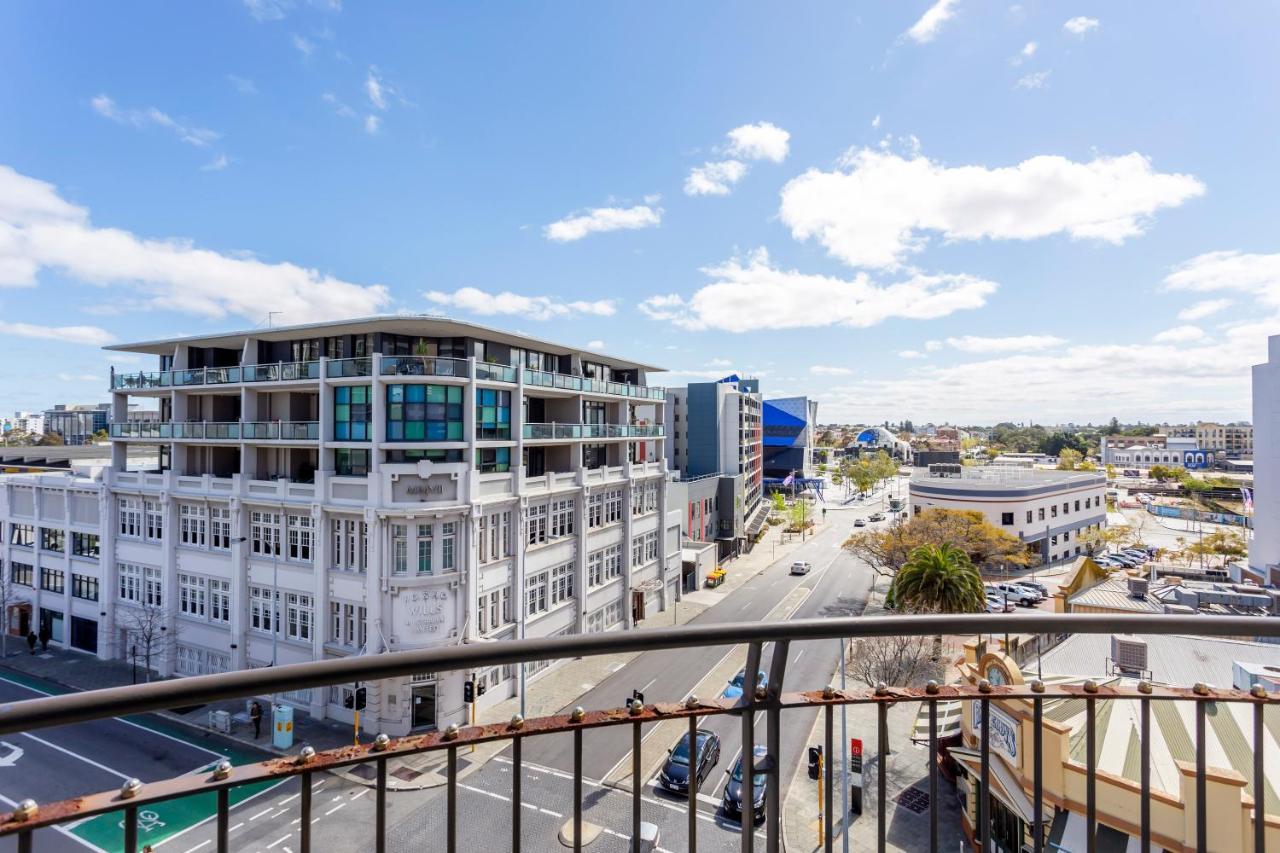 Perth West End Apartment 406 - Executive Escapes Dış mekan fotoğraf